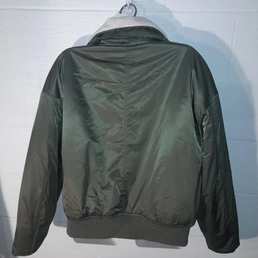 Universal Thread Women's Bomber Jacket Moss Green Size XL Waterproof Coat - Picture 8 of 10